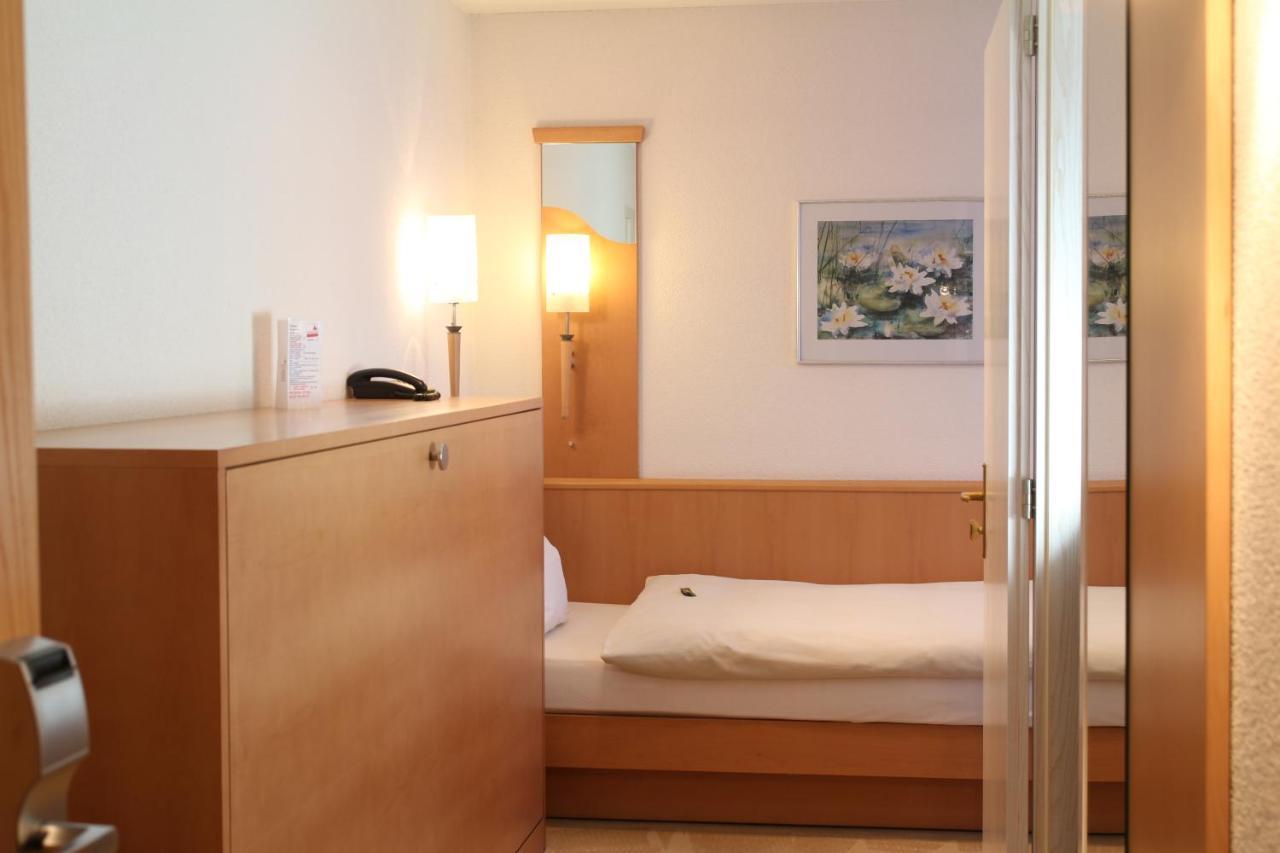 Lifestyle & Spa Hotel Graecherhof Grächen Oda fotoğraf