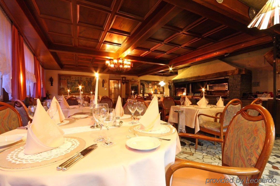 Lifestyle & Spa Hotel Graecherhof Grächen Restoran fotoğraf
