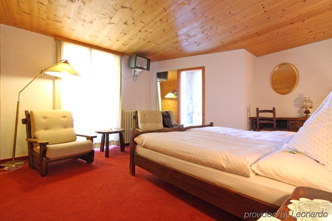 Lifestyle & Spa Hotel Graecherhof Grächen Oda fotoğraf