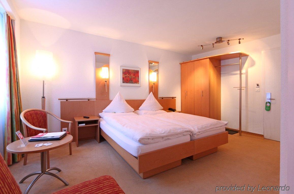 Lifestyle & Spa Hotel Graecherhof Grächen Oda fotoğraf