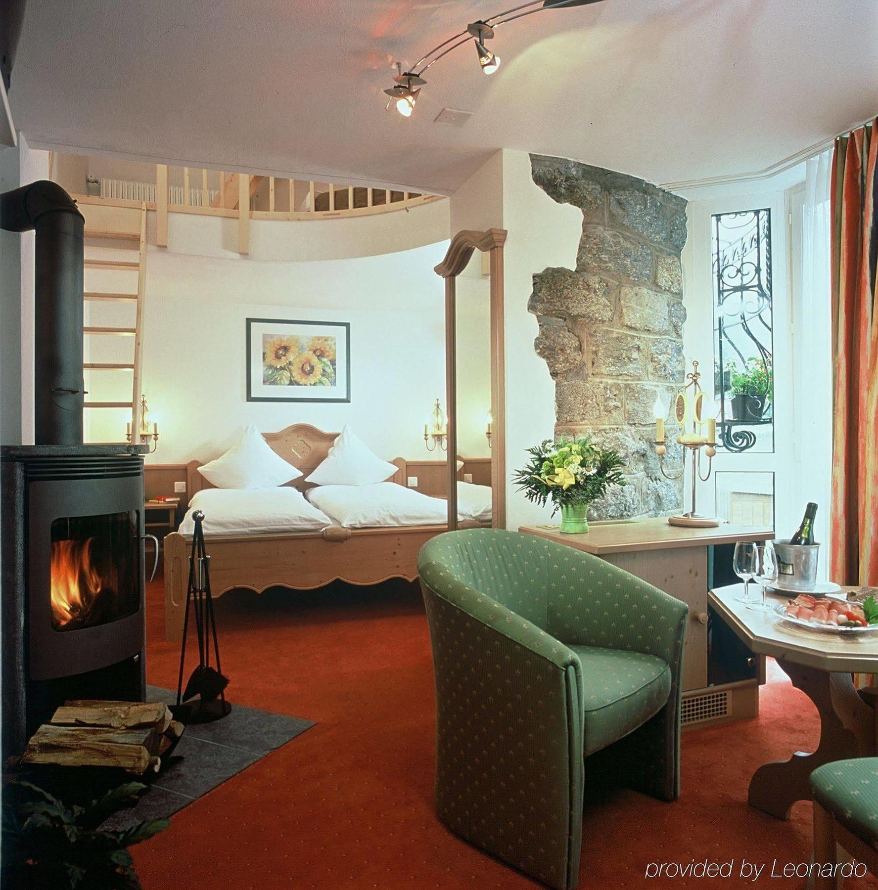 Lifestyle & Spa Hotel Graecherhof Grächen Oda fotoğraf